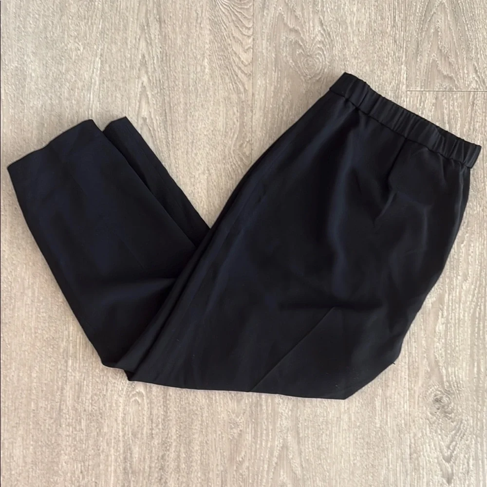 Theory Basic Black Pull-On Pant in Admiral Crepe Size 12 - Picture 1 of 6